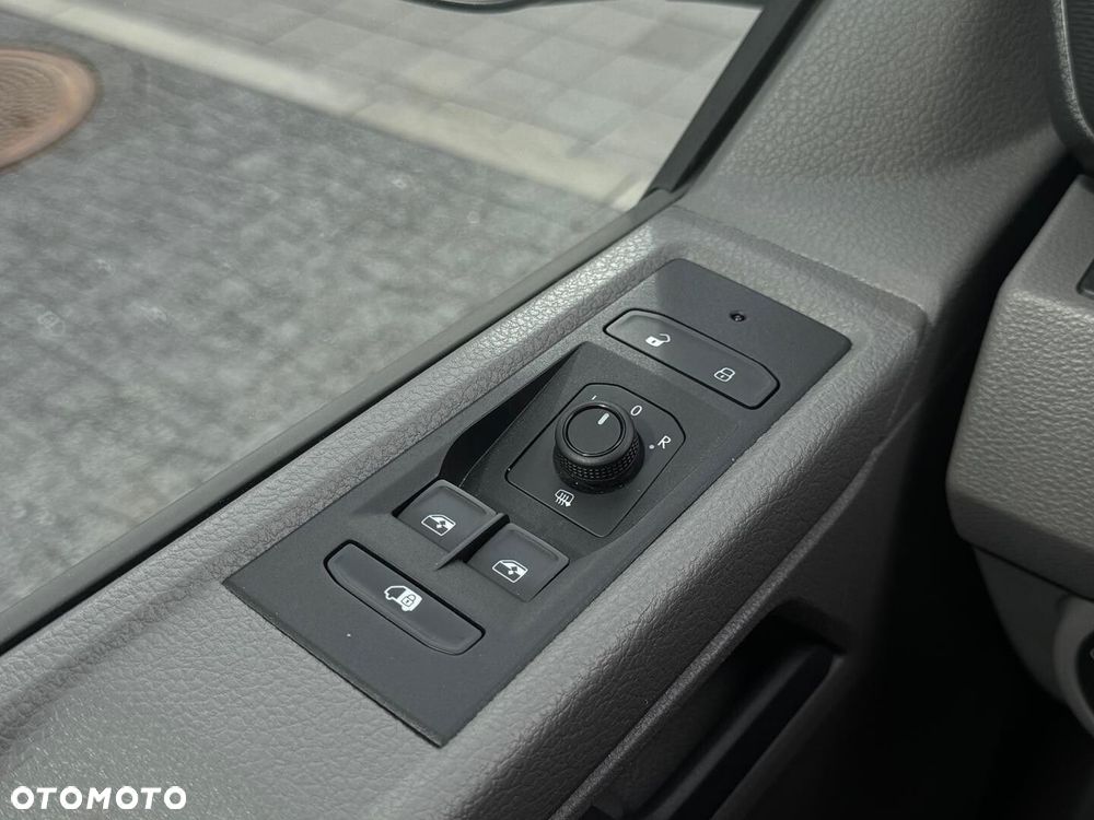 Volkswagen Transporter Kombi L2H1 - 14