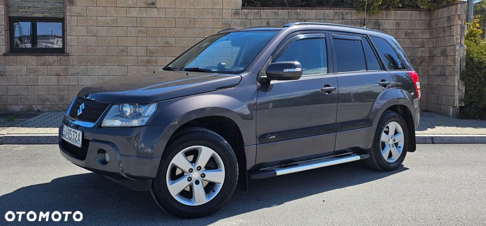 Suzuki Grand Vitara 2.0 De luxe - 1