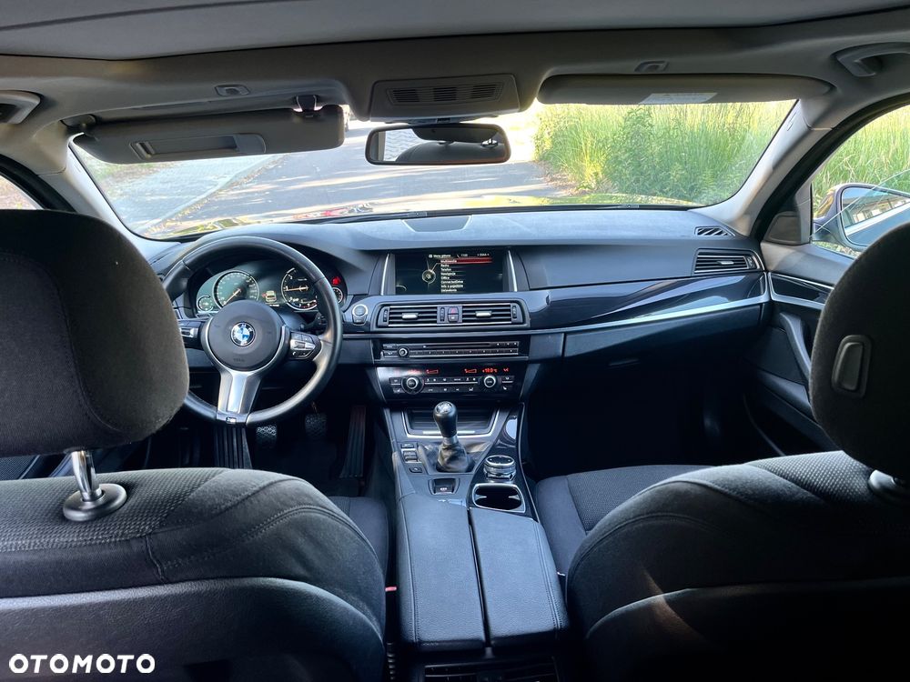 BMW Seria 5 520d - 15