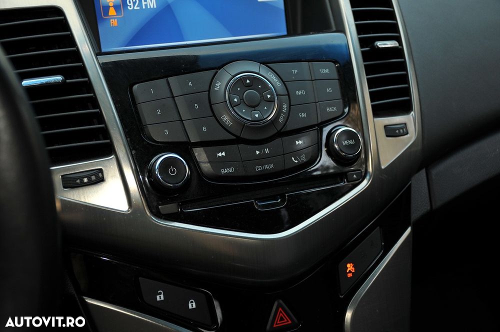 Chevrolet Cruze 1.4 Turbo LTZ - 16