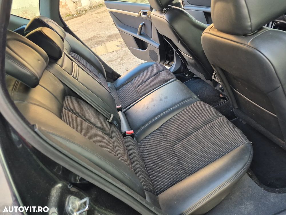 Peugeot 407 HDi 165 Automatik Business Line - 33