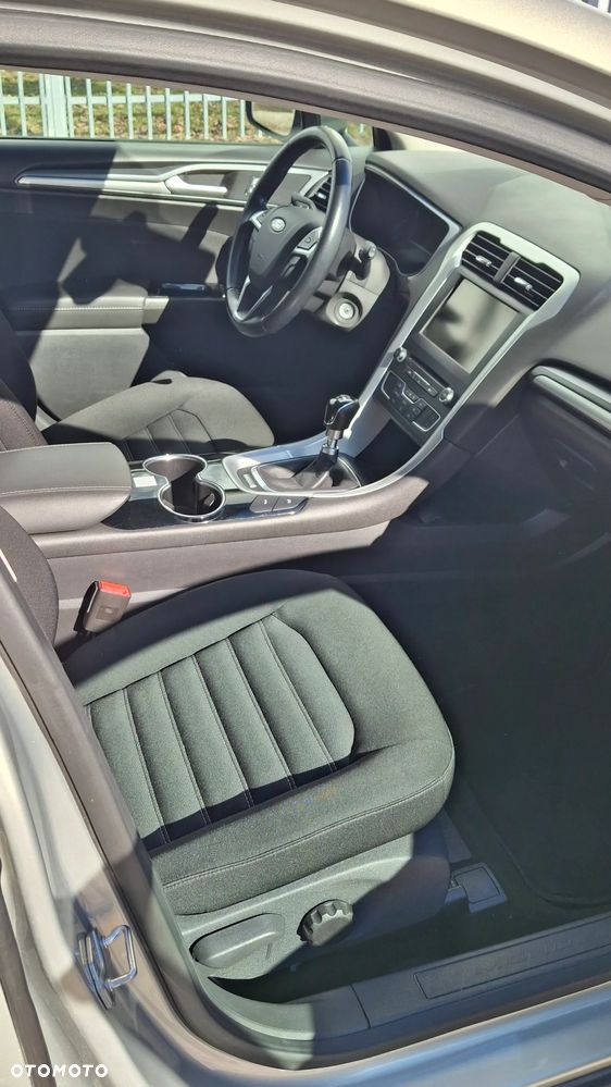 Ford Mondeo 2.0 TDCi Trend - 16