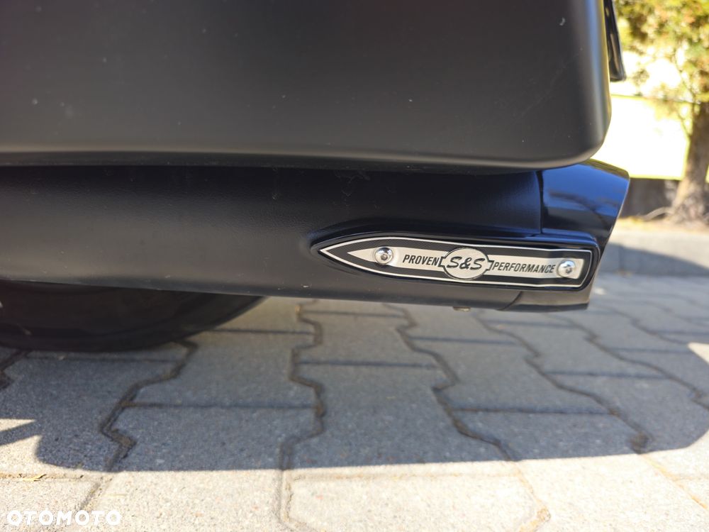 Indian Roadmaster - 15