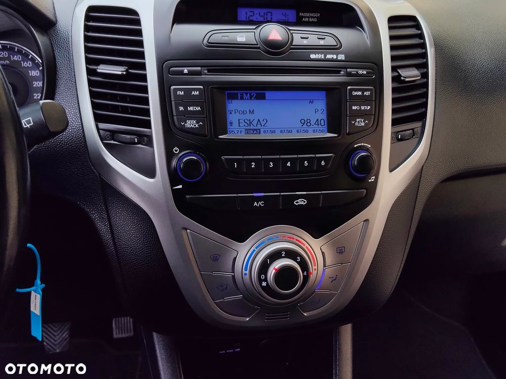 Hyundai ix20 1.4 blue YES - 30