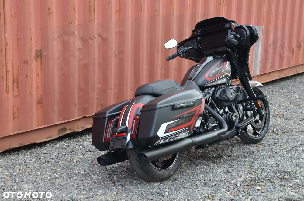Harley-Davidson Touring Street Glide - 7