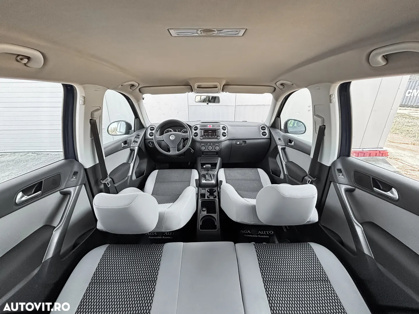 Volkswagen Tiguan - 6