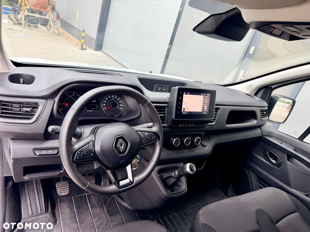 Renault TRAFIC - 9