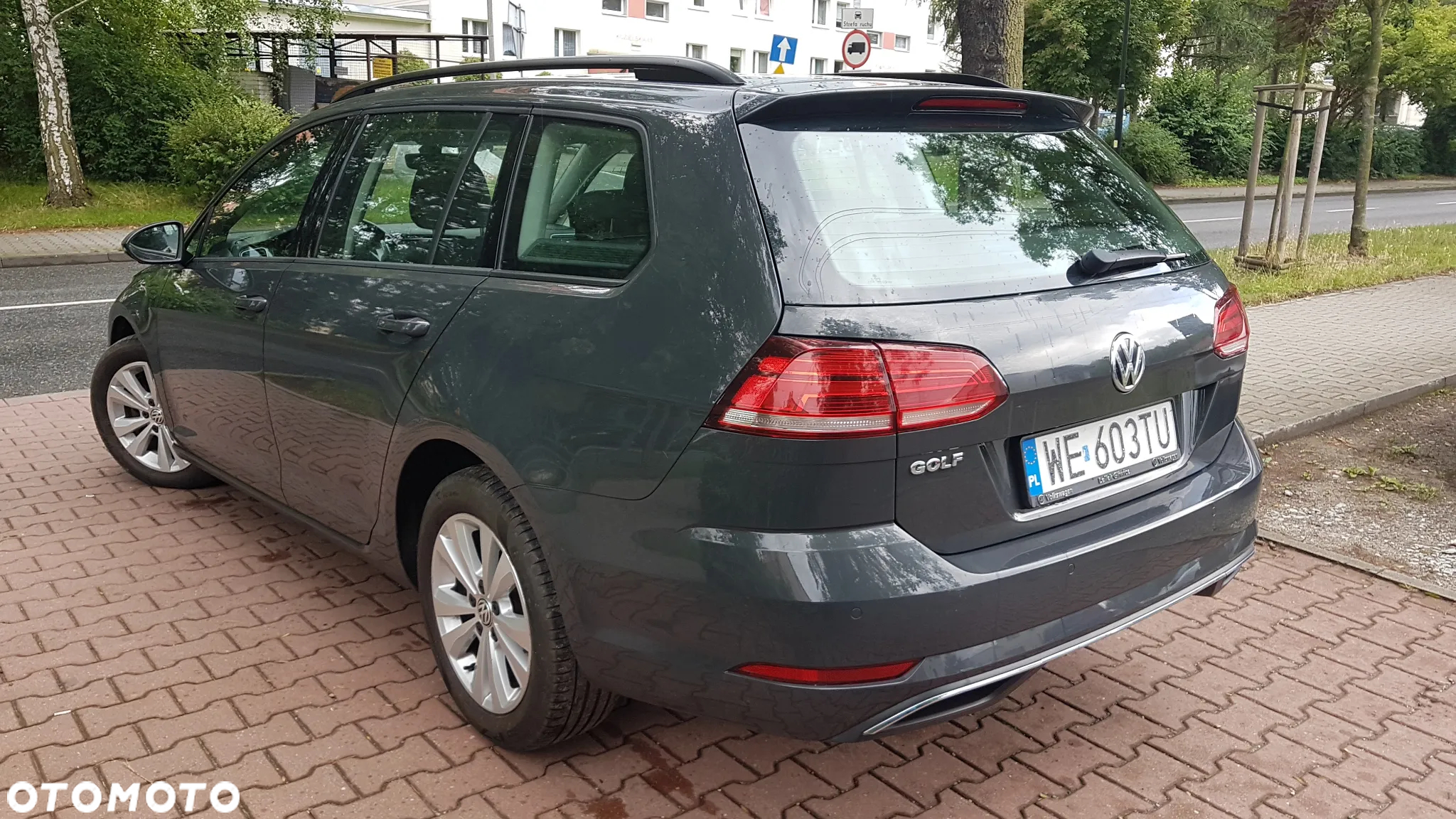 Volkswagen Golf VII 1.6 TDI BMT Comfortline - 4