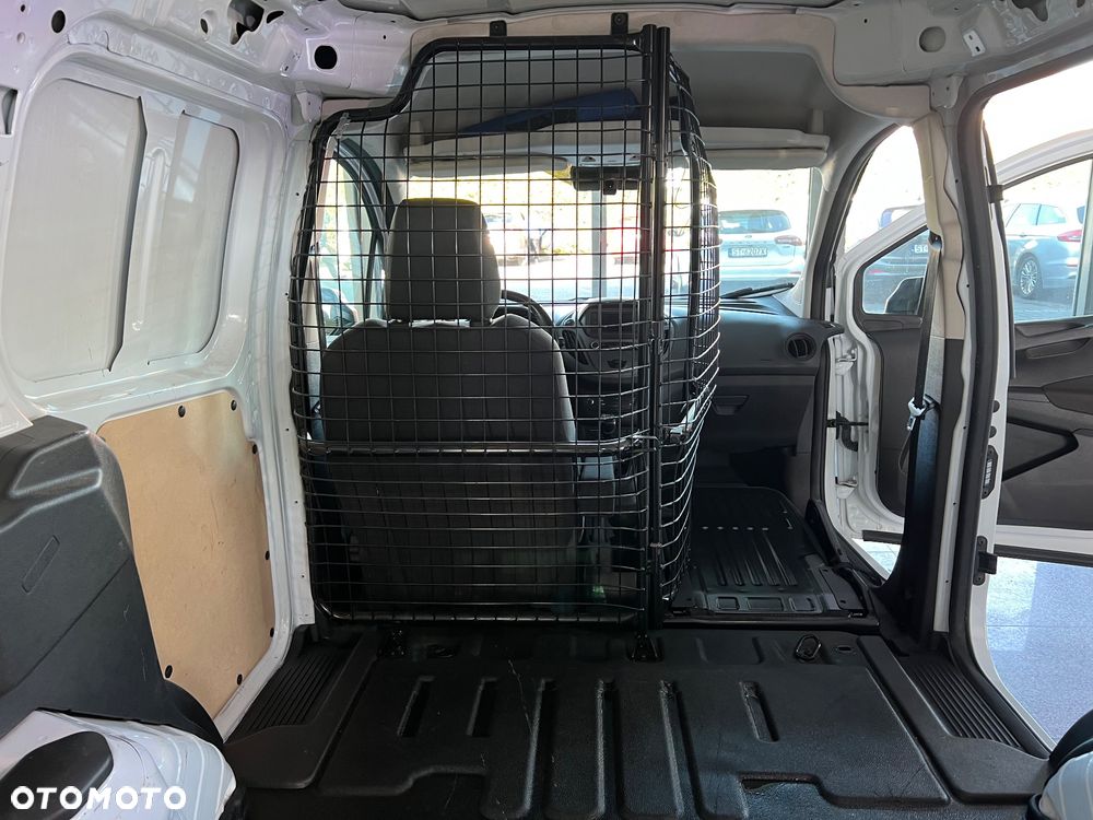Ford Transit courier - 22