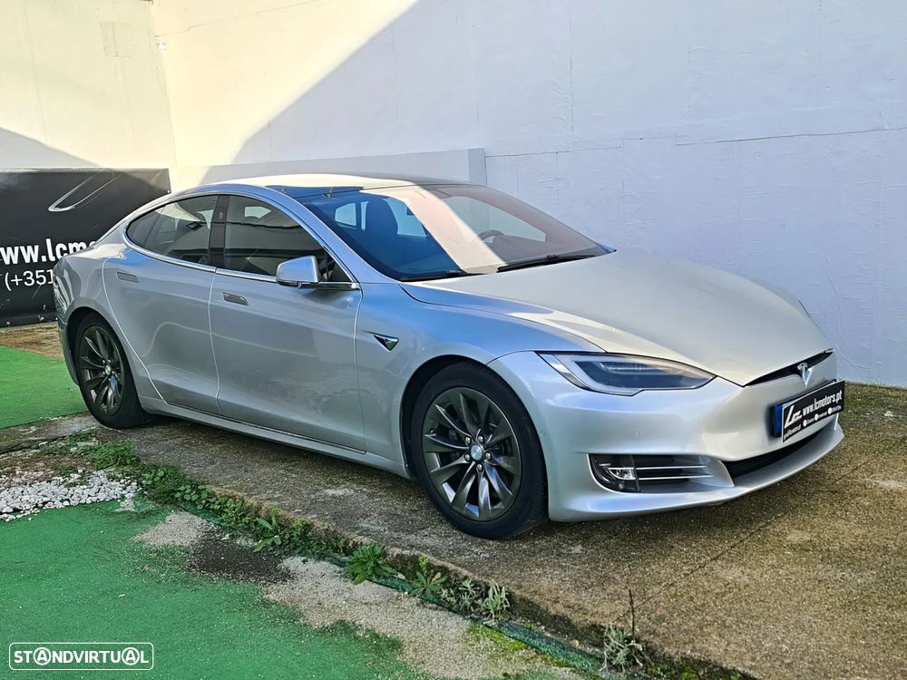Tesla Model S 75D AWD - 18