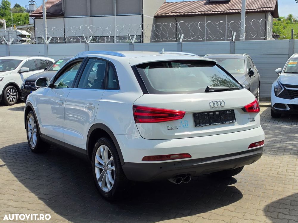 Audi Q3 - 4