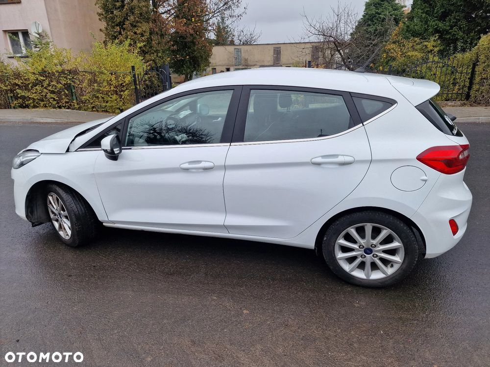 Ford Fiesta 1.5 TDCi ACTIVE PLUS - 19