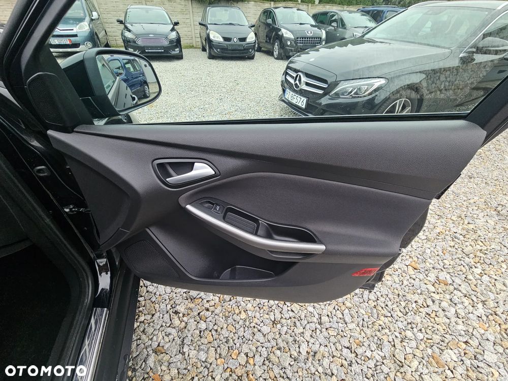 Ford Focus 1.0 EcoBoost Start-Stopp-System SYNC Edition - 25