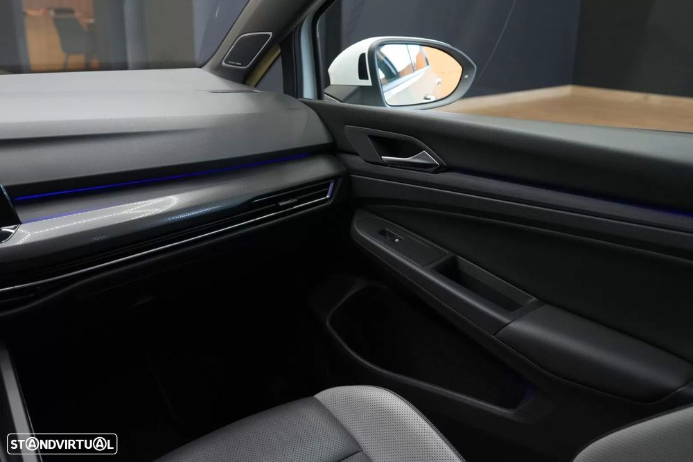 VW Golf 2.0 TDI GTD DSG - 30