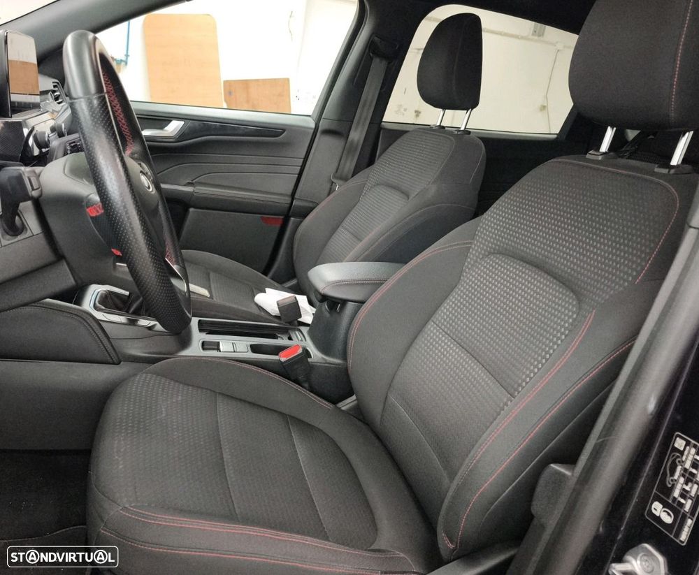 Ford Kuga 1.5 EcoBoost ST-Line - 4