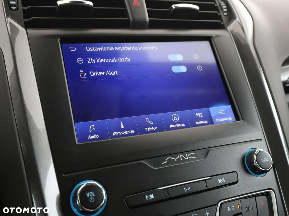 Ford Mondeo 2.0 EcoBlue Titanium - 27