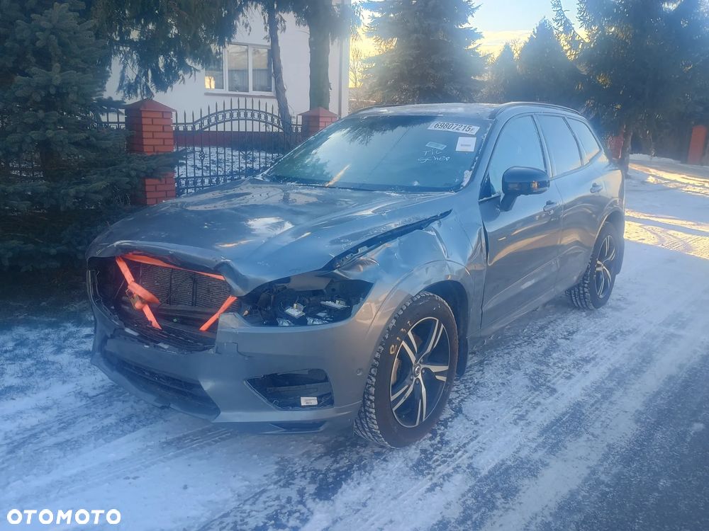Volvo XC 60 T5 AWD Geartronic RDesign - 12
