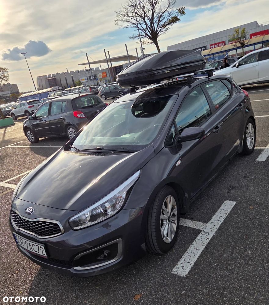 Kia Ceed - 7