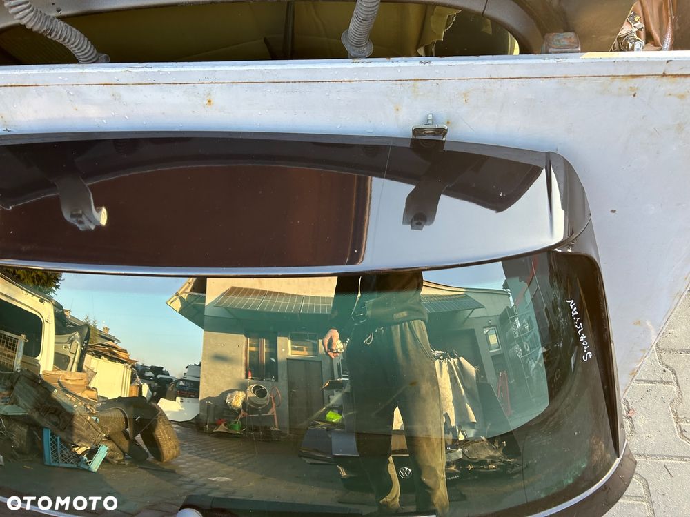 Volkswagen Golf Sportsvan klapa bagażnika tył tylna ładna czarna bez rdzy - 2