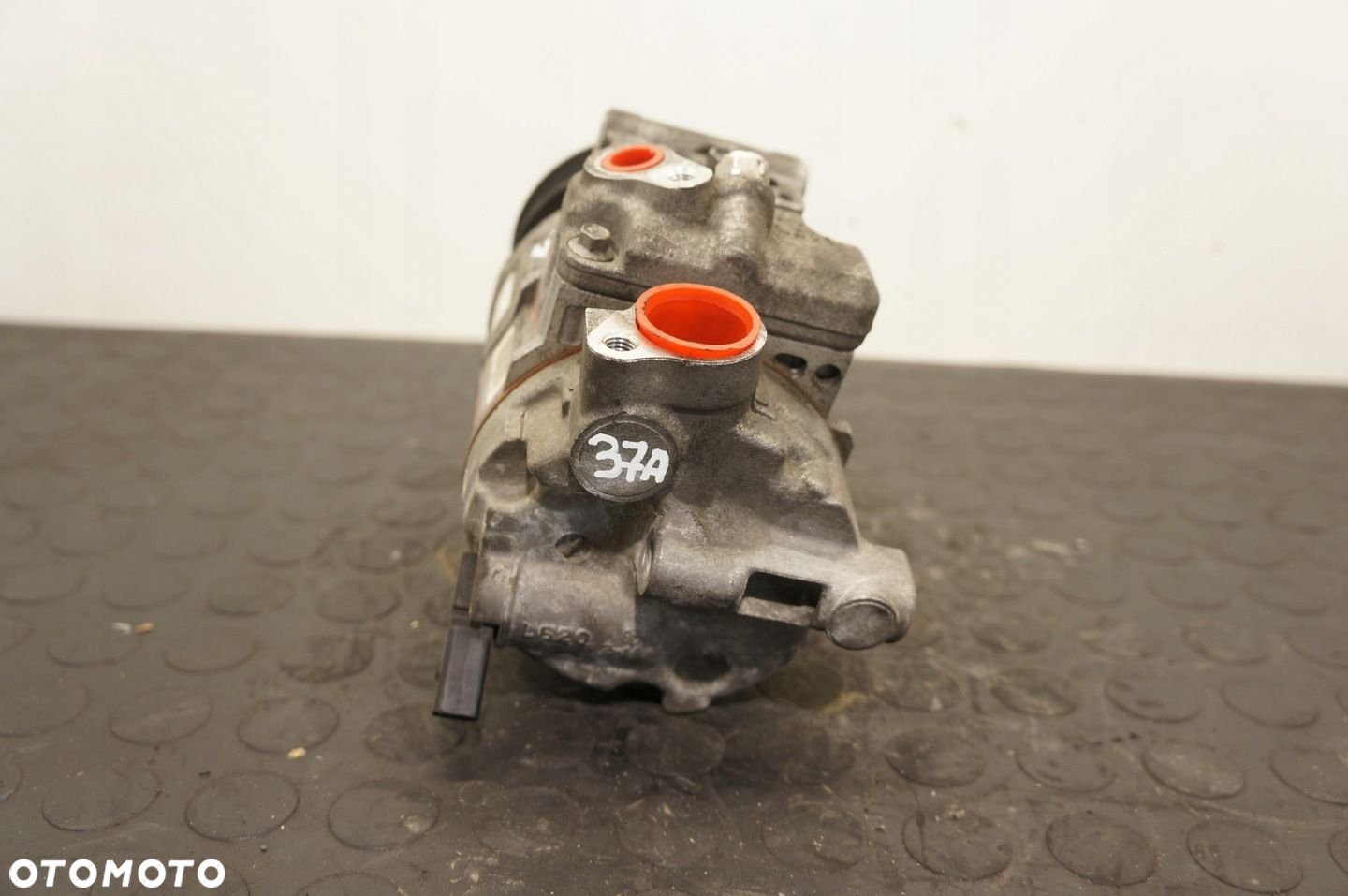KOMPRESOR KLIMATYZACJI AUDI A4 A6 C6 Q7 2.0 2,7 3,0 TDI 8K0260805L - 3