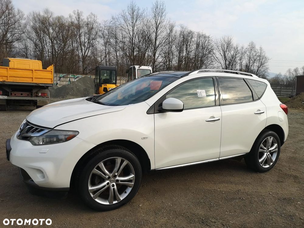 Nissan Murano 2.5 D Premium - 23