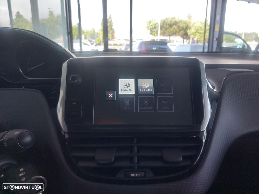 Peugeot 2008 1.2 PureTech Allure - 34