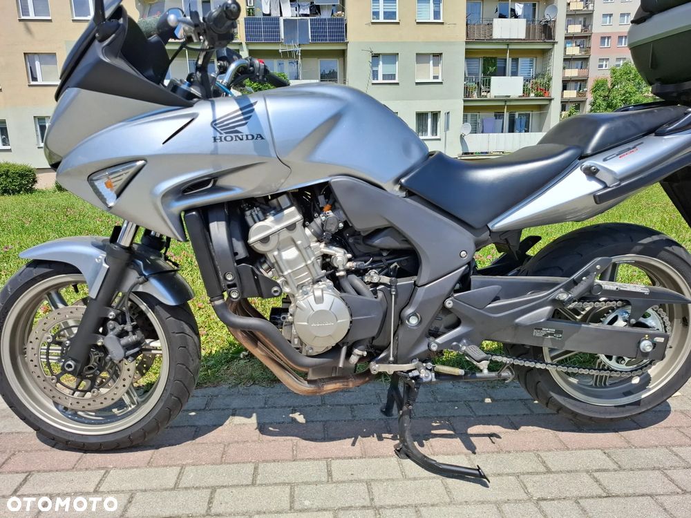 Honda CBF - 2