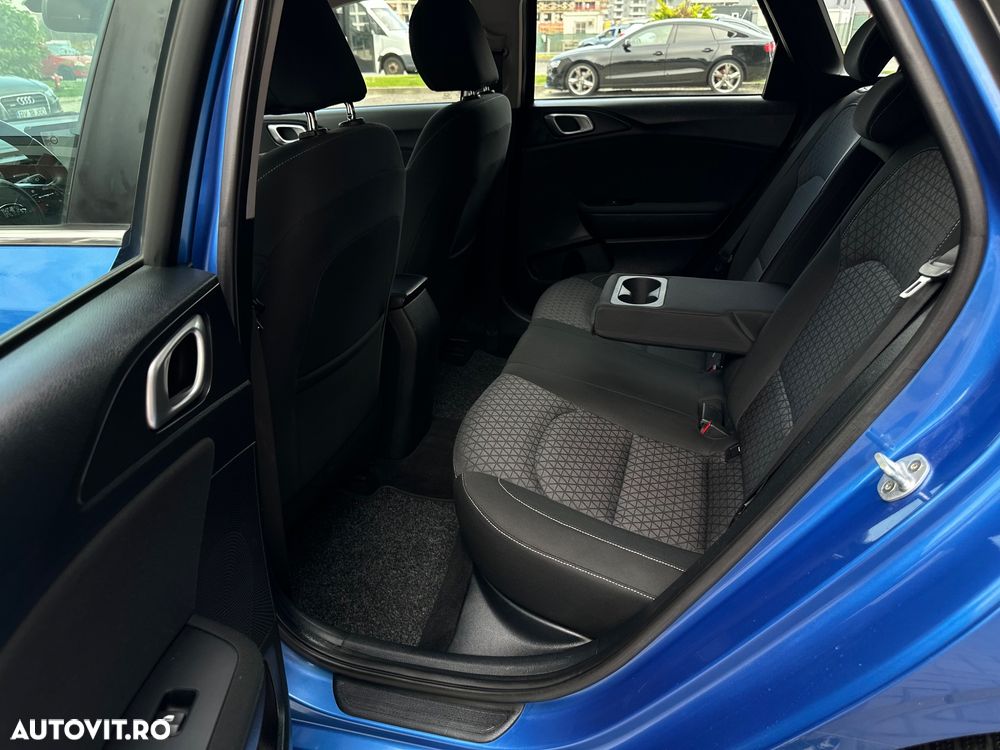 Kia Ceed 1.4 Vision - 31
