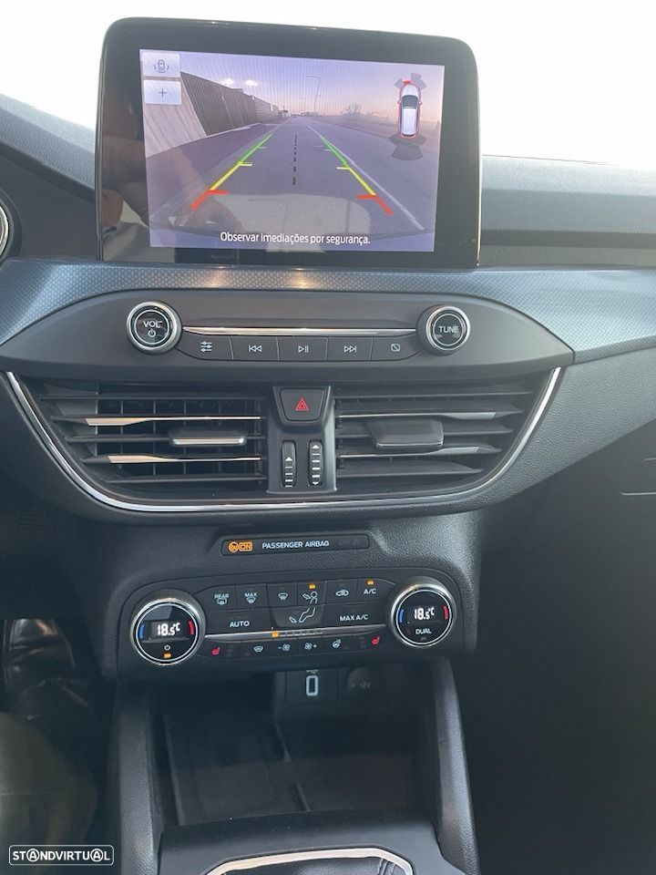 Ford Focus 1.0 EcoBoost Hybrid ACTIVE X - 15