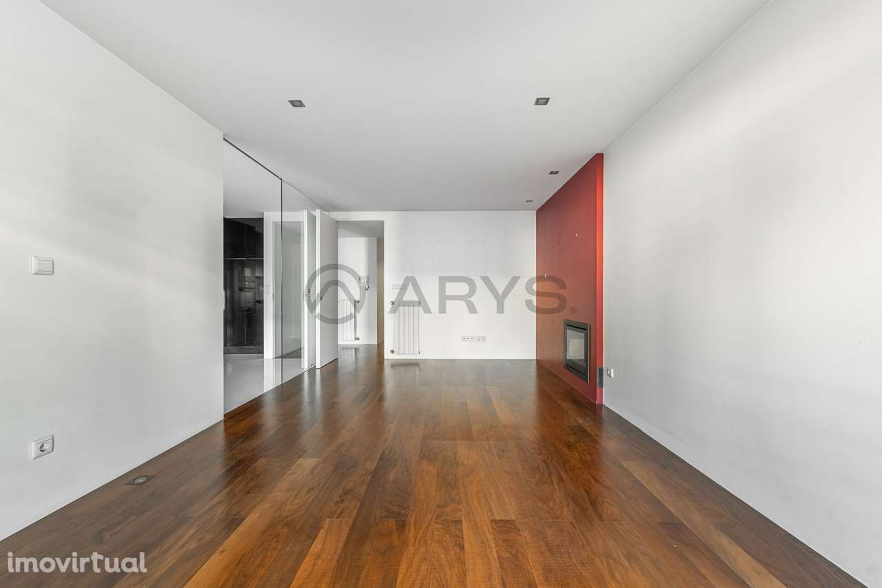 Apartamento T2 + Escritório - Grande imagem: 3/19