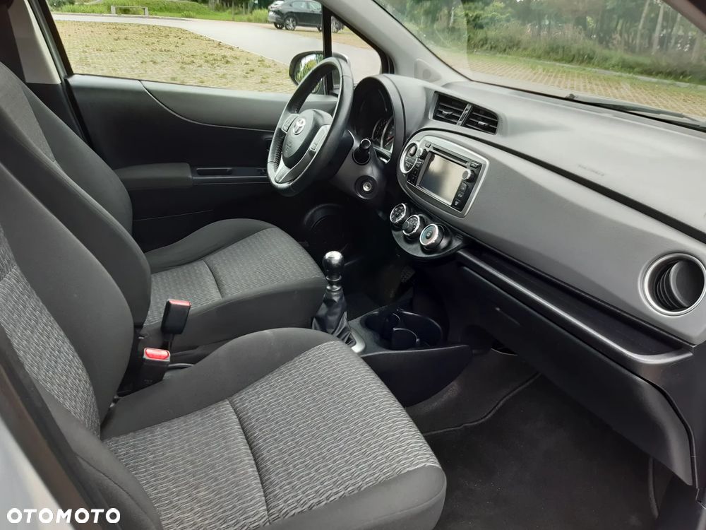Toyota Yaris 1.33 VVT-i Comfort - 11