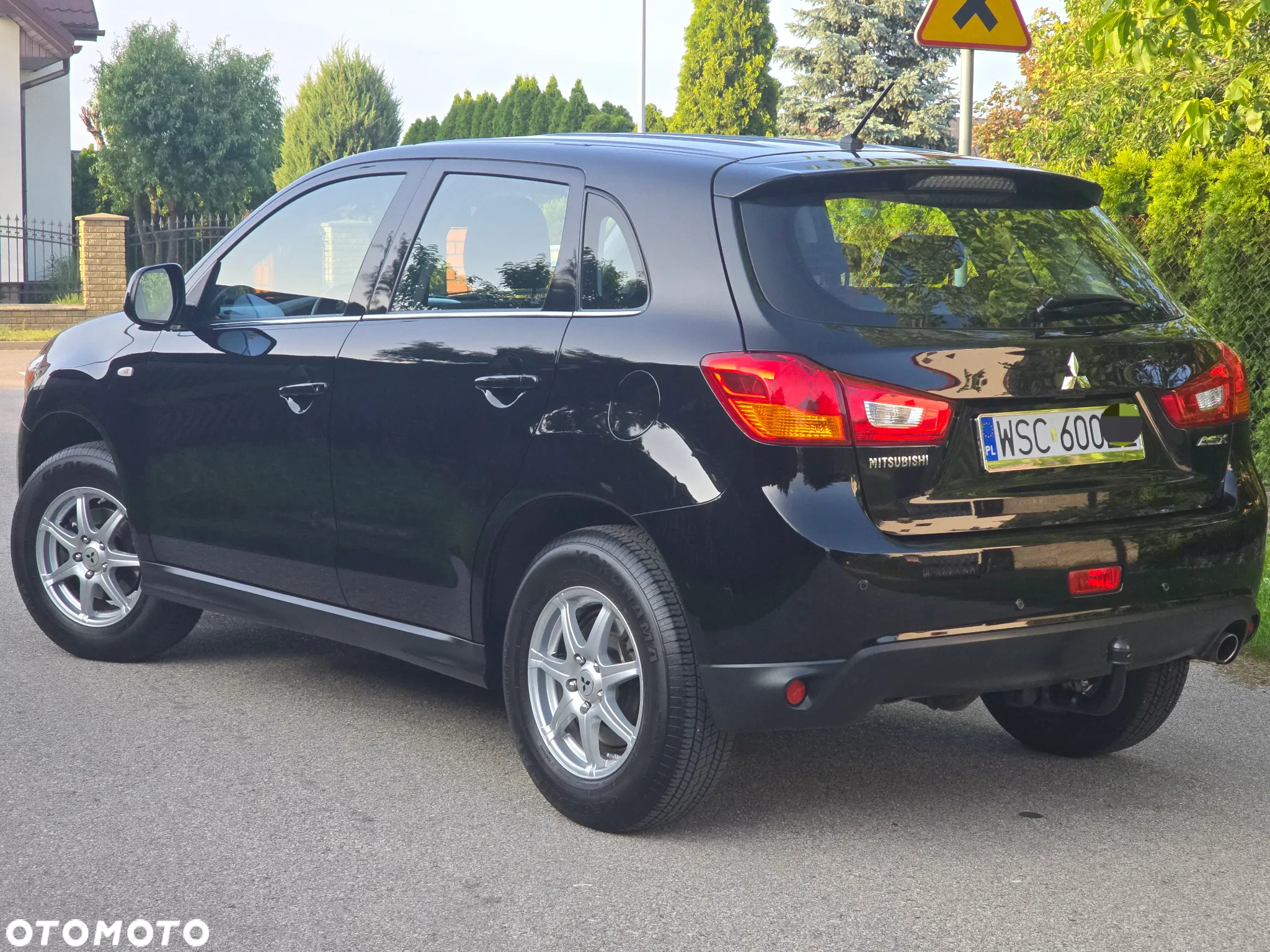 Mitsubishi ASX - 5