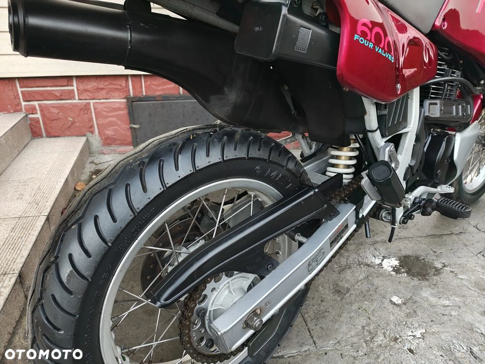 Aprilia Pegaso - 7