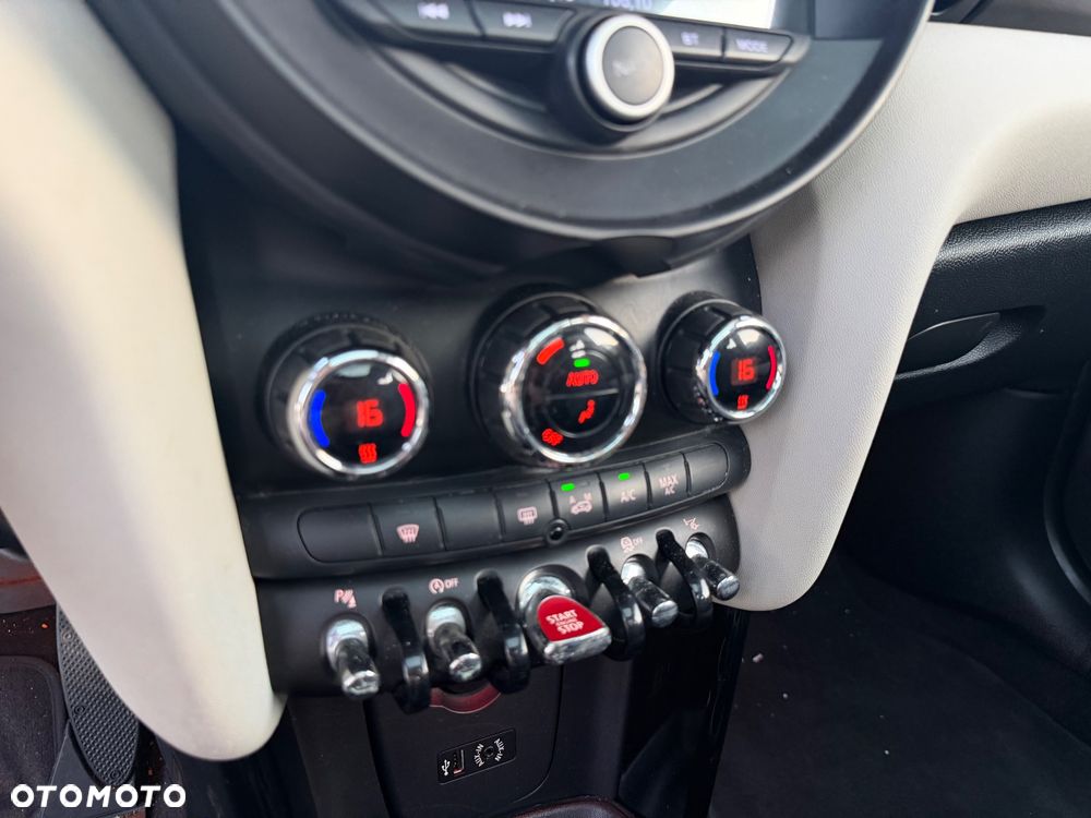 MINI Cooper D - 13