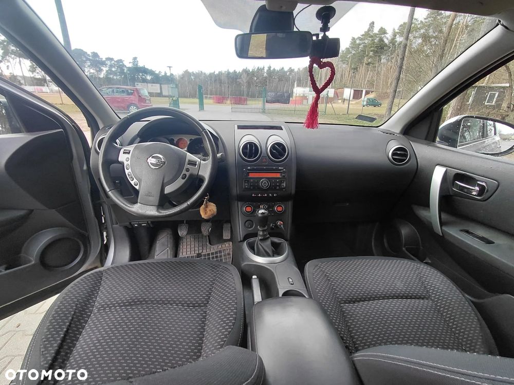 Nissan Qashqai 2.0 dCi DPF acenta - 10