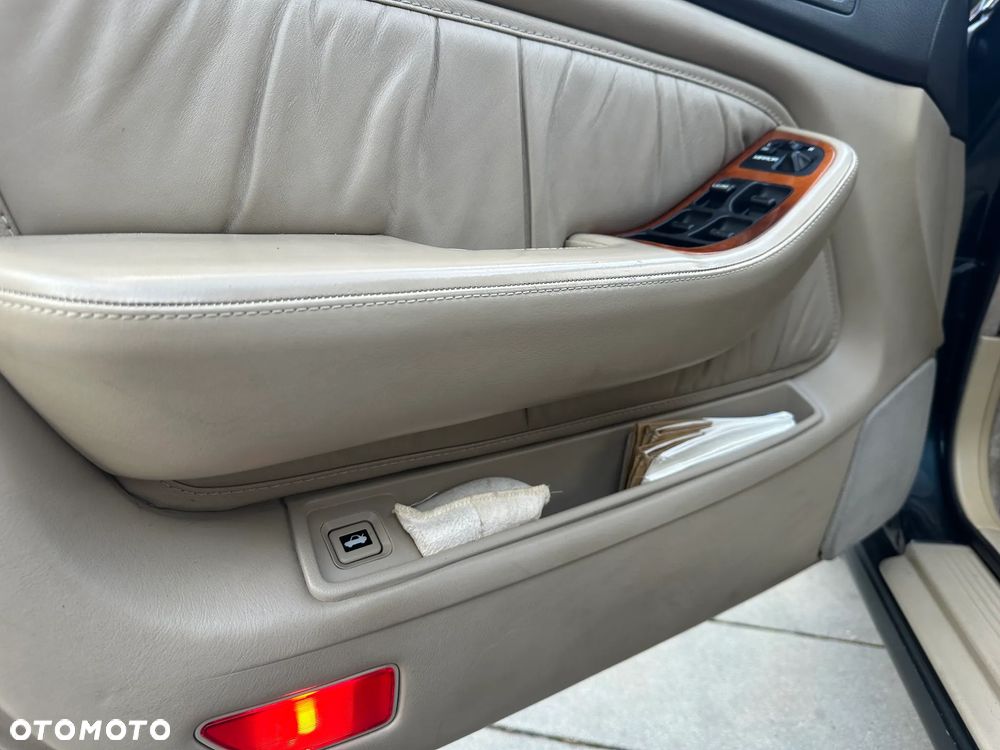 Honda Legend 3.2 - 25
