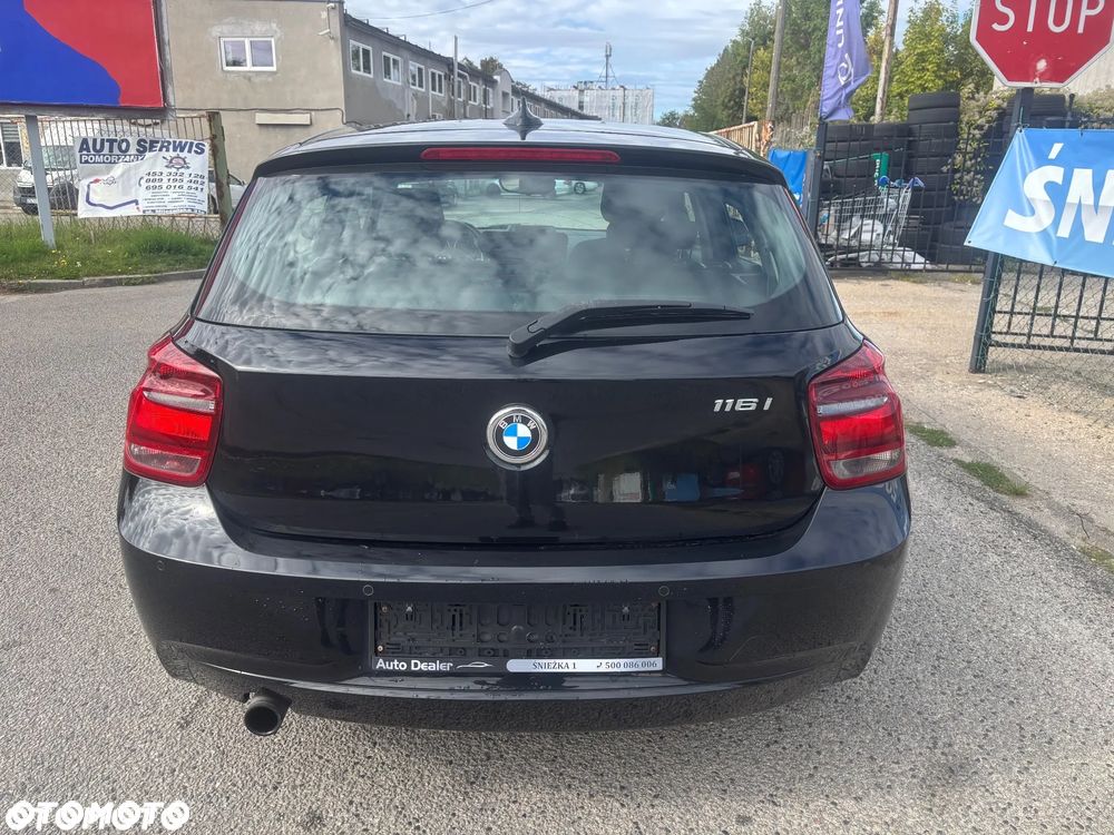 BMW Seria 1 116i - 15