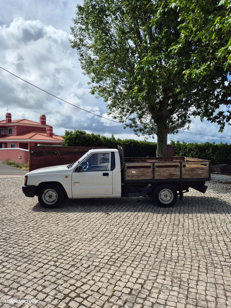 Mitsubishi L200 - 1