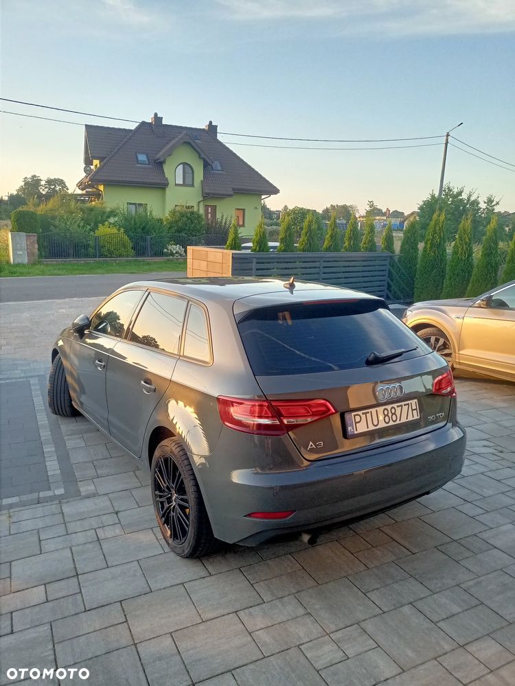 Audi A3 Sportback 1.6 TDI - 4