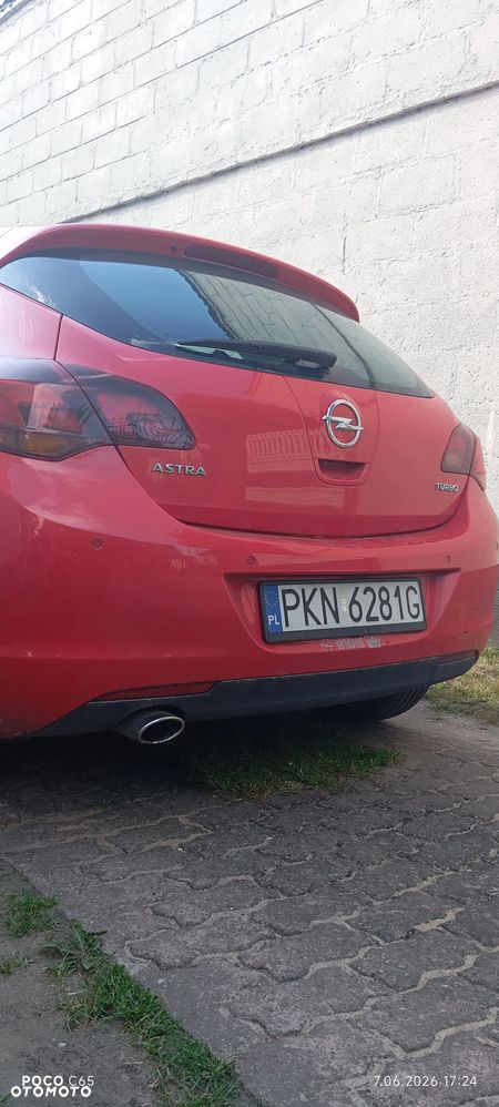 Opel Astra 1.4 Turbo Cosmo - 4