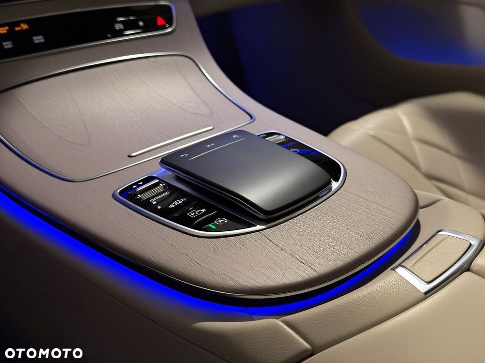 Mercedes-Benz CLS 450 4-Matic Avantgarde - 22