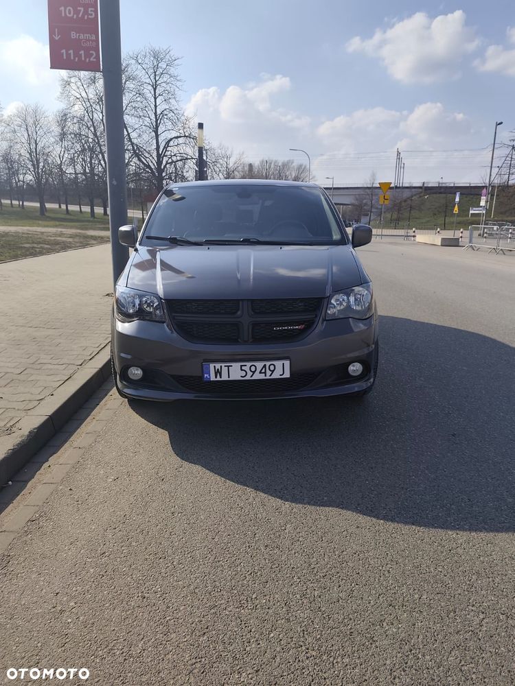Dodge Grand Caravan 3.6 R/T - 5