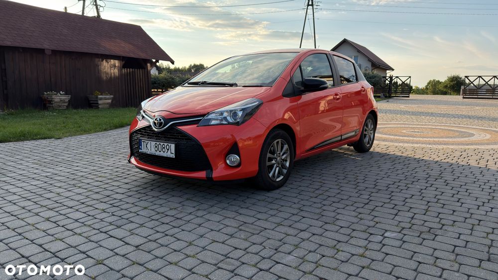 Toyota Yaris 1.33 Premium - 1