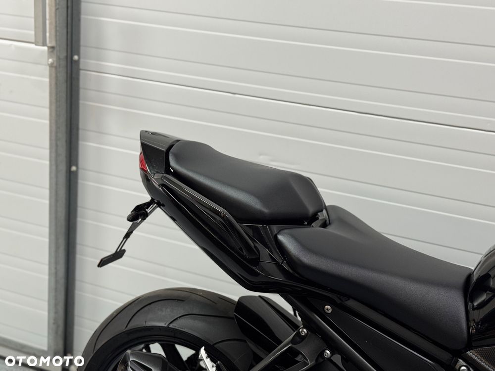 Yamaha FZ - 5