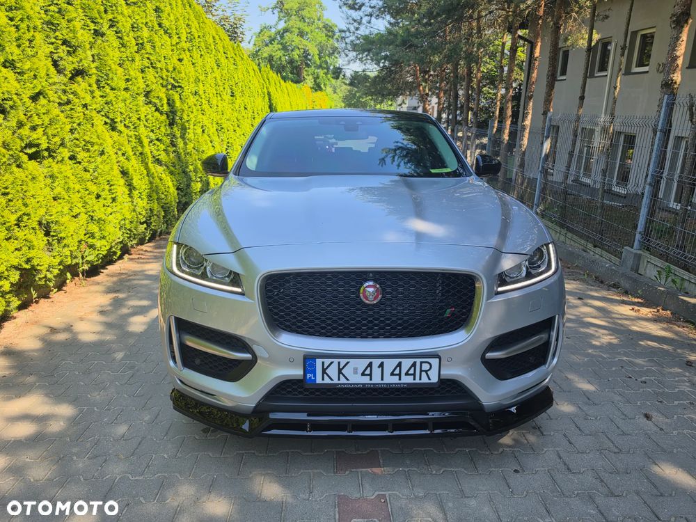 Jaguar F-Pace D300 AWD R-Dynamic SE 90th Anniversary Edition - 2