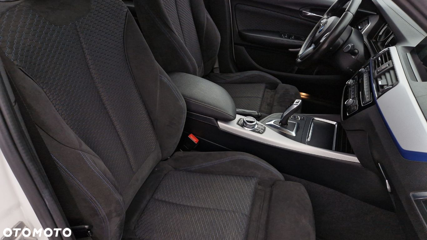 BMW Seria 1 118i - 19