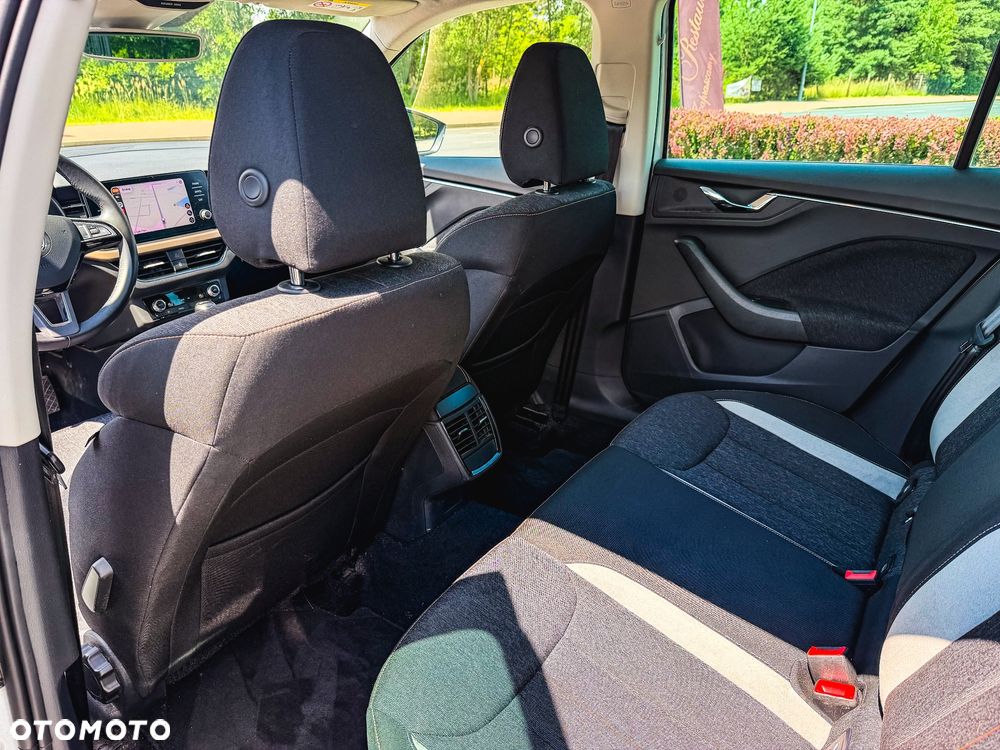 Skoda Kamiq 1.6 TDI DSG Ambition - 26