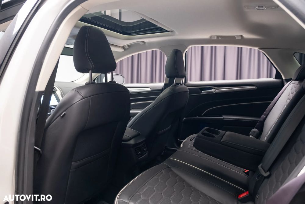 Ford Mondeo 2.0 CVT VIGNALE - 24