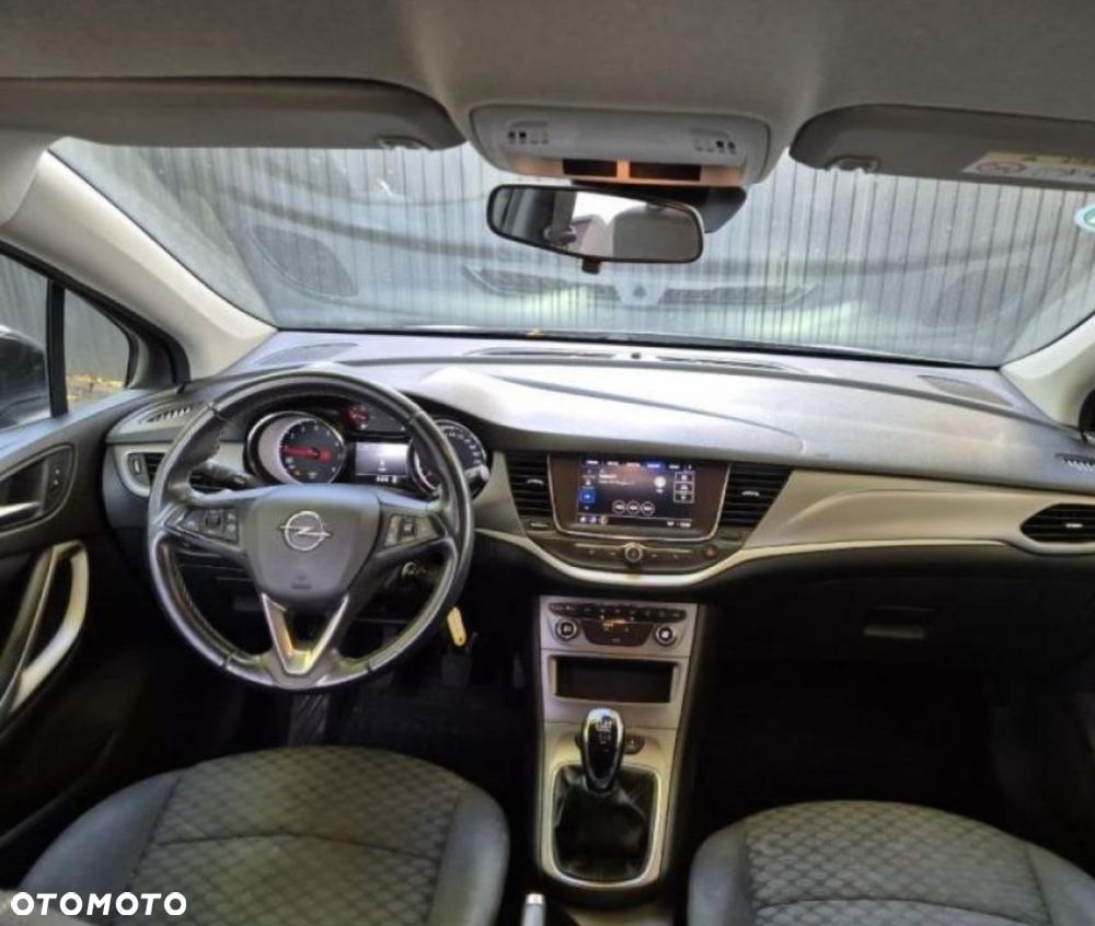 Opel Astra 1.2 T Business Elegance S&S - 11