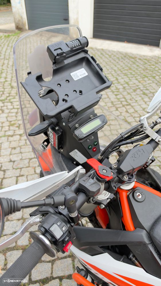 KTM 690 Enduro R Rally - 4